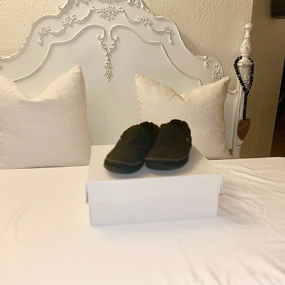 Toms Black Women Slippers